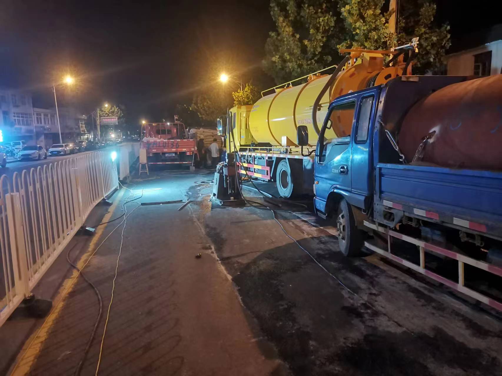铁东路面压密注浆