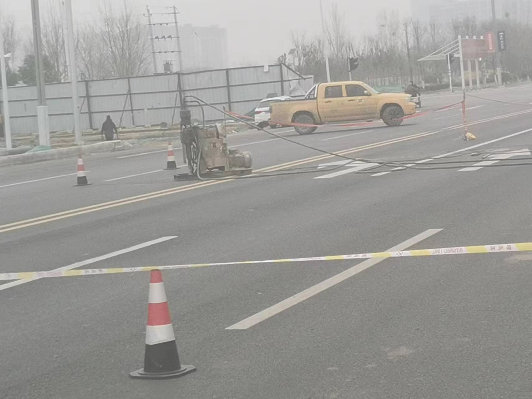 铁东公路路基沉陷注浆